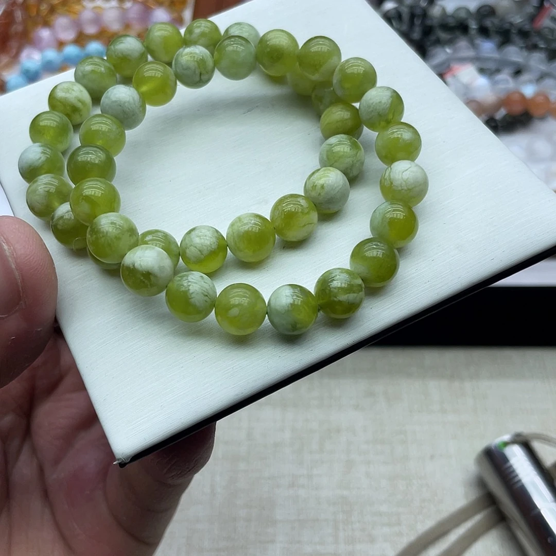 水晶手串未镶嵌岫玉手串
