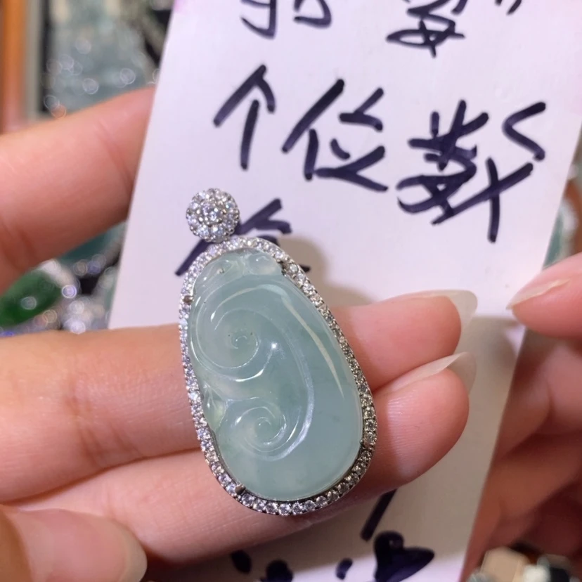 【闪购商品】翡翠未镶嵌颈饰天然