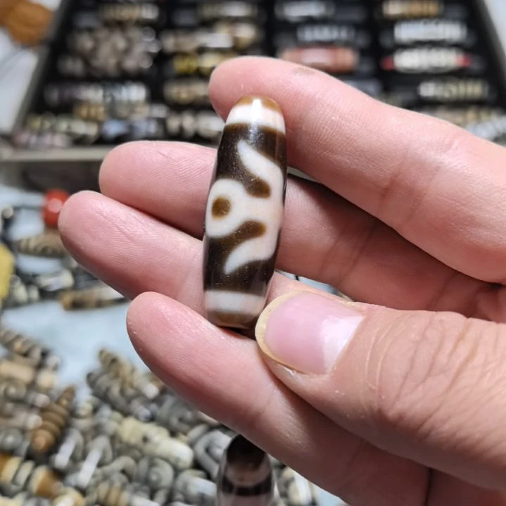 银S925非金属材料吊坠一个