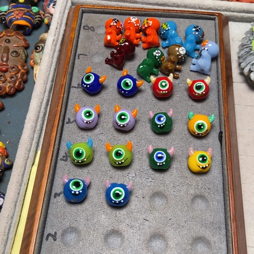 琉璃颈饰印度尼西亚09