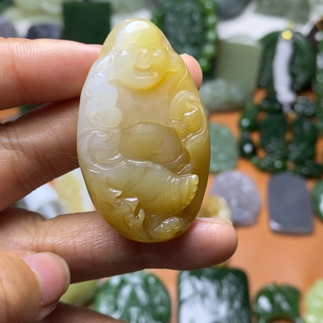 和田玉未镶嵌颈饰