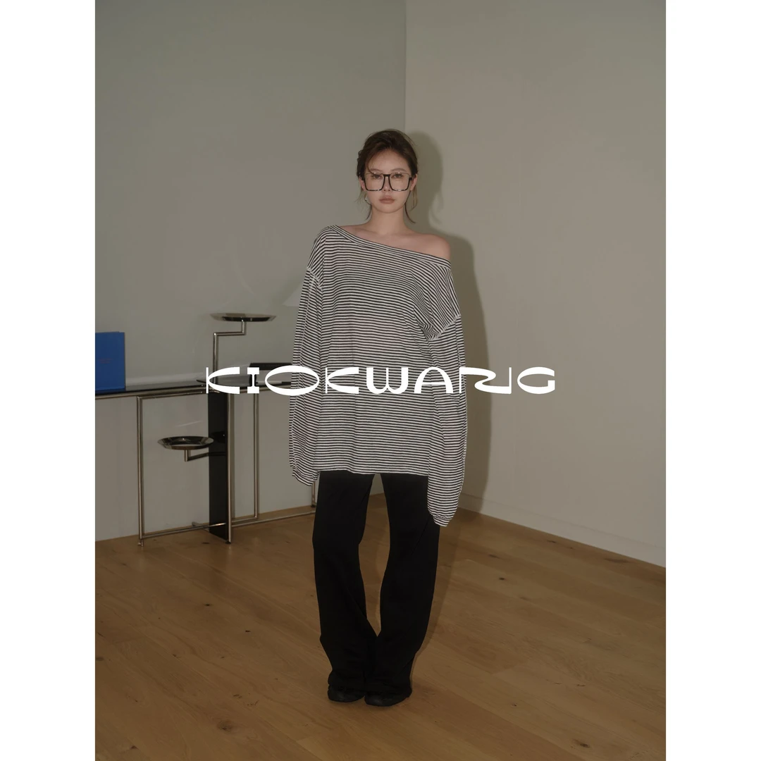 KIOKWANG//KKWANG秋季新款 时尚条纹一字长袖斜肩上衣爆款