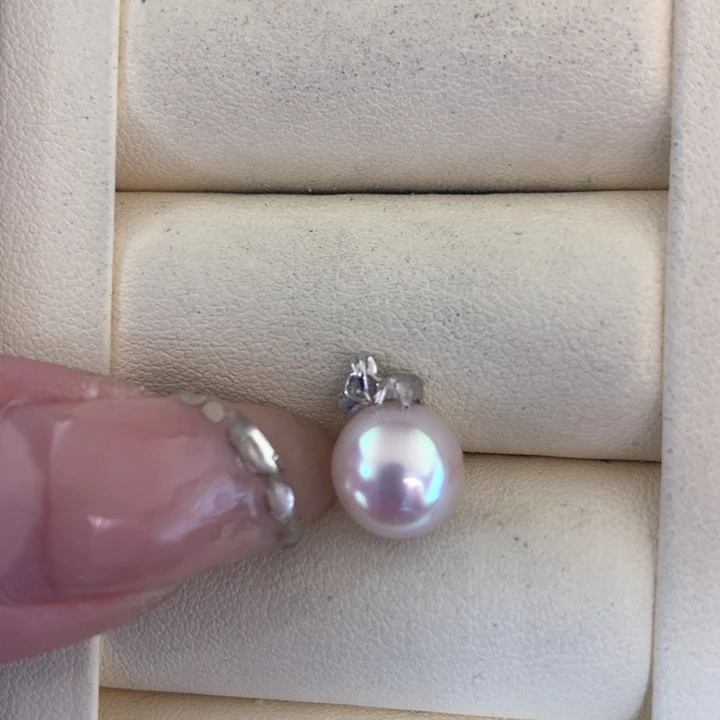 颈饰18K金镶嵌海水珍珠