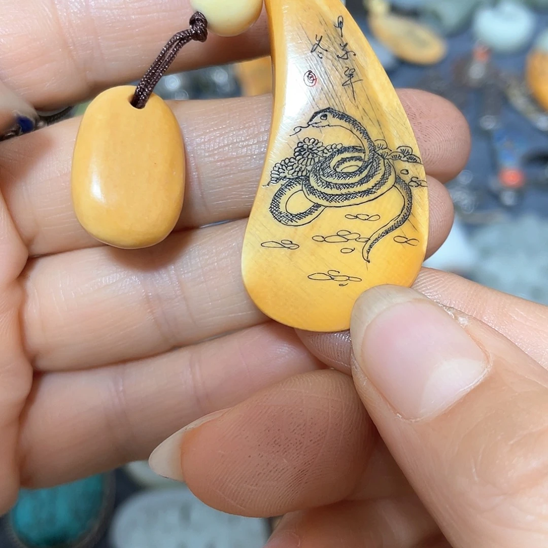 冰***洁琉璃手工艺品7777777888888