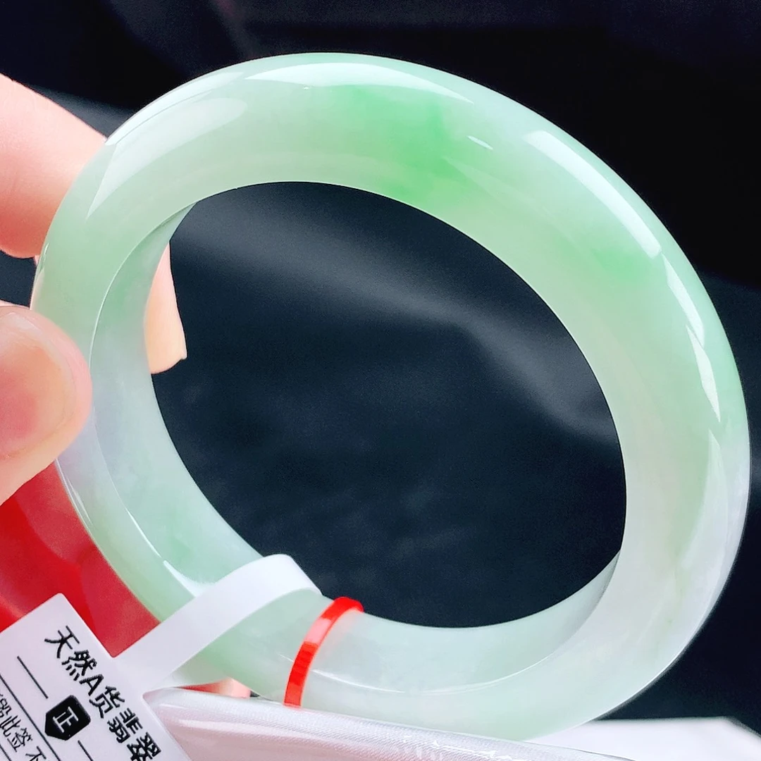 未镶嵌手镯翡翠56圈