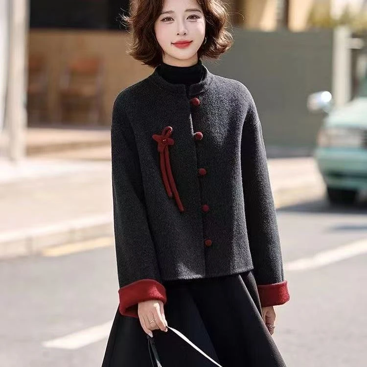 001款2025秋冬新中式国风短款小香风双面穿大衣加厚出席网红洋气