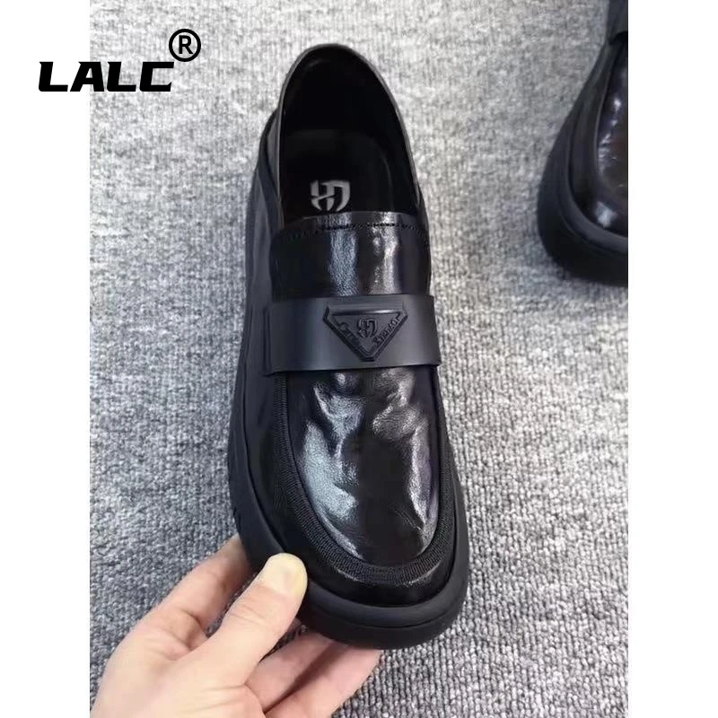 手抓纹牛皮真皮一脚蹬2025新品圆头无胶上线工艺软底休闲皮鞋男士