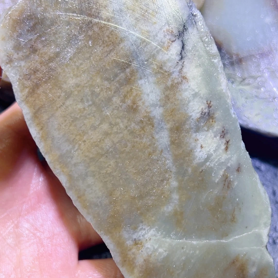 和田玉未镶嵌珠宝半成品