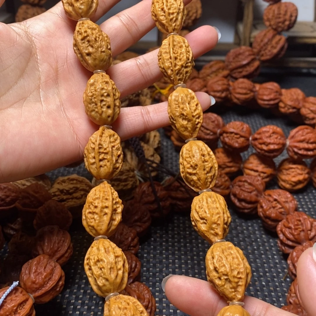 手串文玩核桃绣花鞋手持