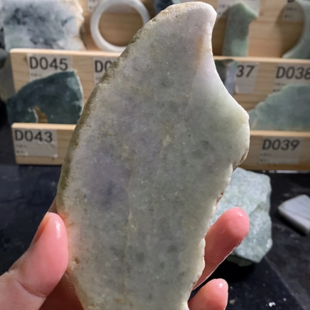 颈饰未镶嵌翡翠天然翡翠
