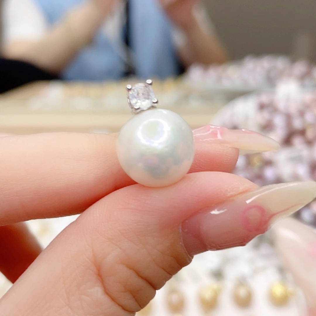 淡水珍珠合金吊坠(赠链)