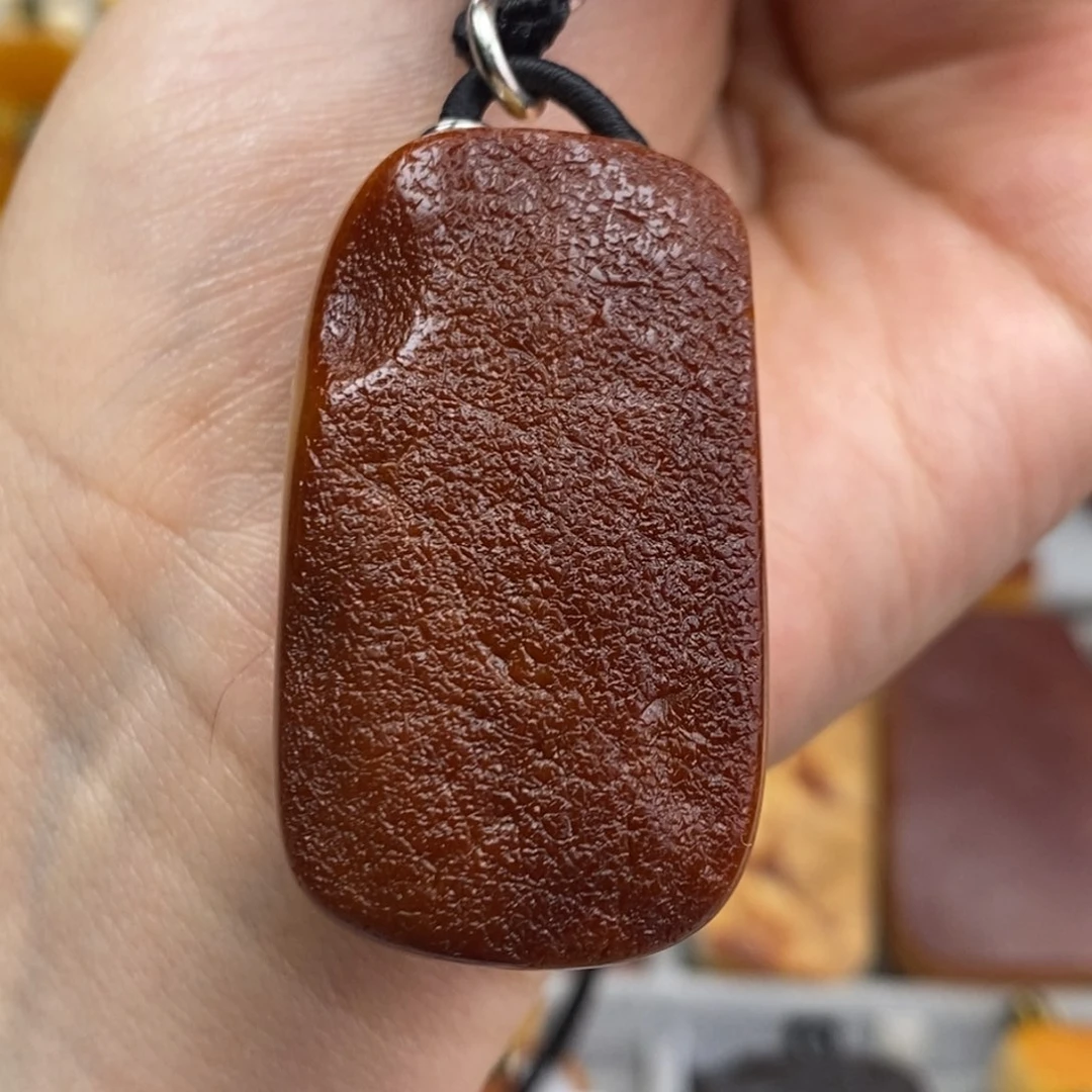 琥珀吊坠(赠链)未镶嵌