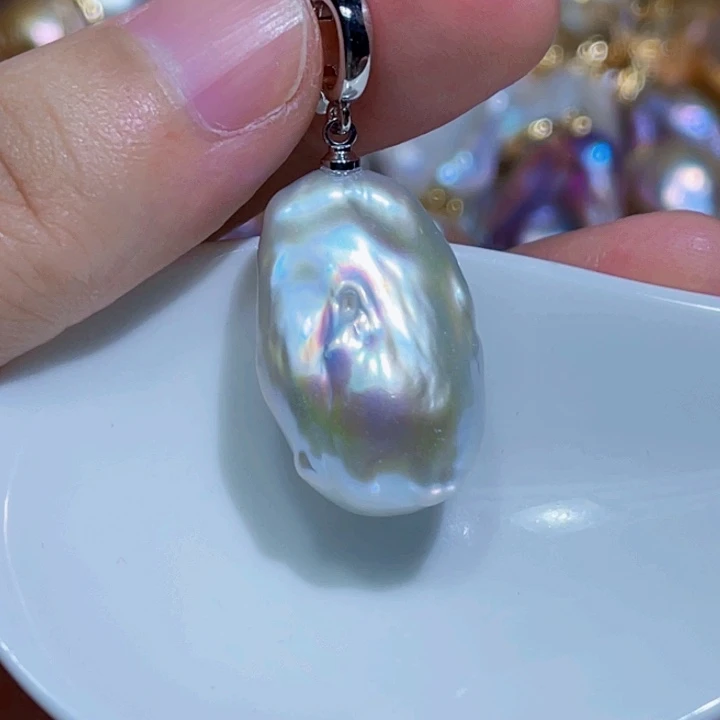 颈饰未镶嵌淡水珍珠
