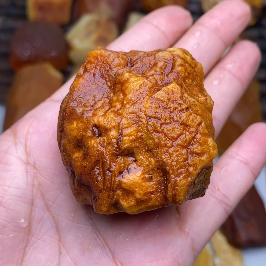 可***能定制琥珀天然蜜蜡乌料