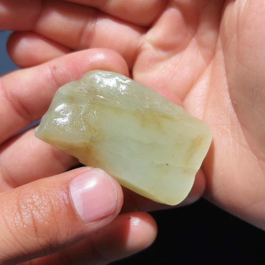 和田玉未镶嵌珠宝奇石