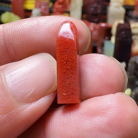 寿山石人****感高山水洞石