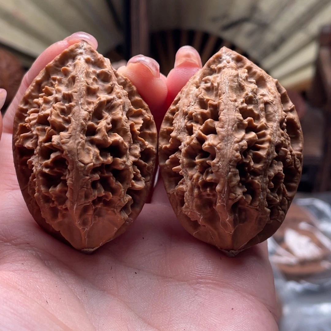 文玩核桃把件楸刀鱼106