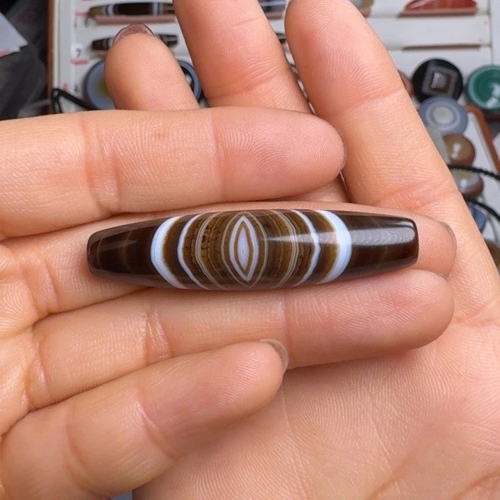 玛瑙/玉髓颈饰未镶嵌燕*堂