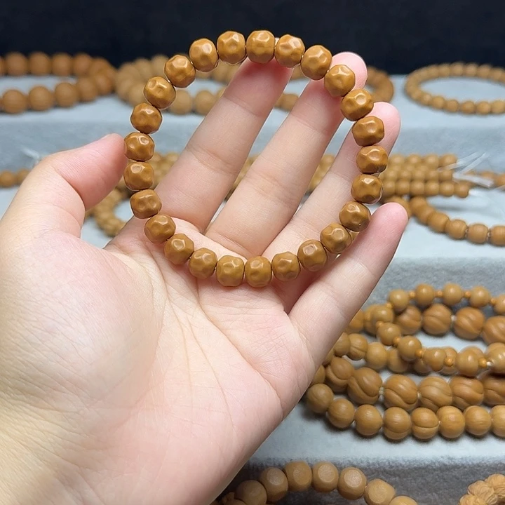 猴头核桃手串瑕疵介意勿拍不退不换