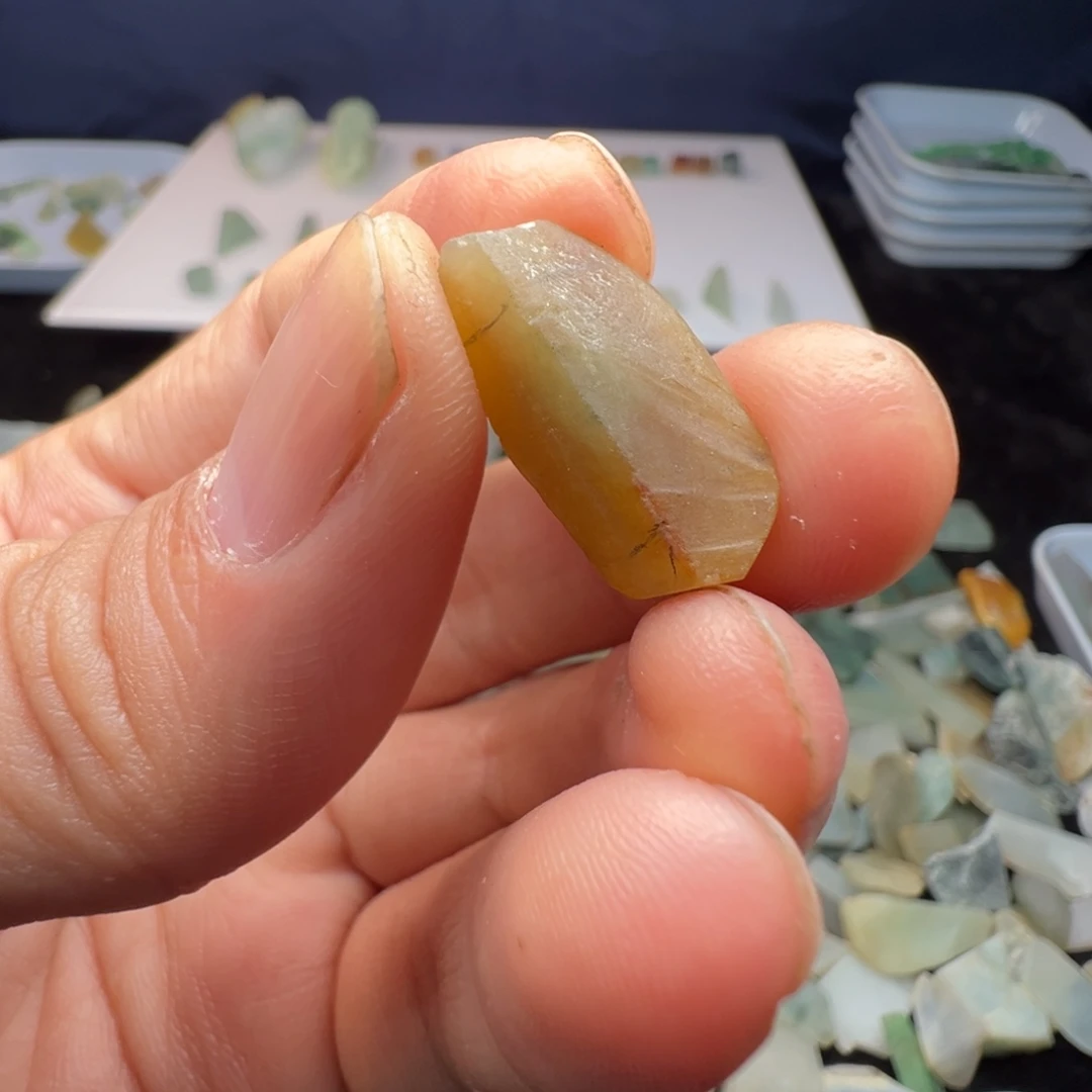 翡翠裸石缅甸翡翠A货