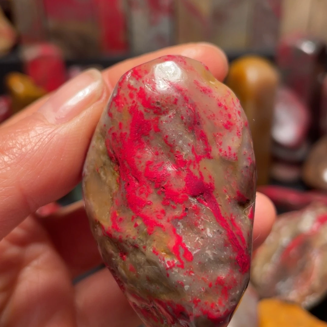 昌化石昌化鸡血石