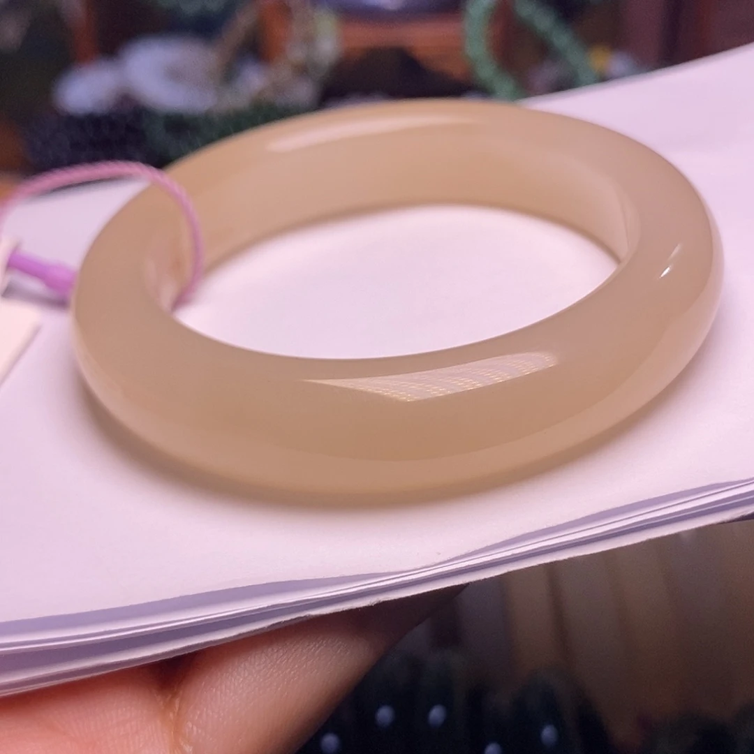 和田玉未镶嵌颈饰藕粉老熟料钢板料收藏手镯54.5