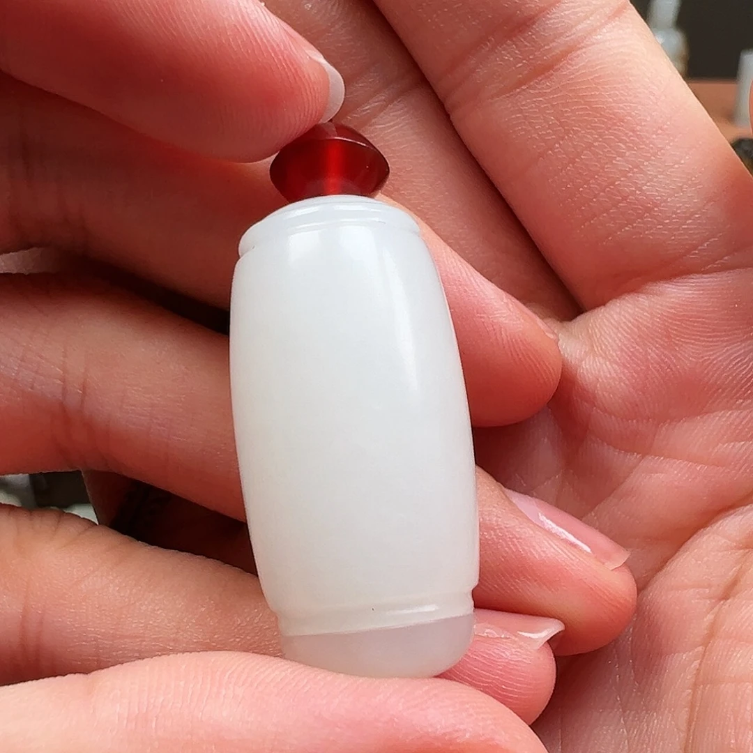 和田玉未镶嵌颈饰浪****游