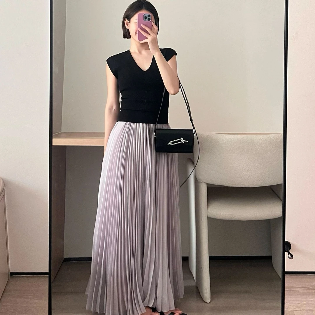 夏季时尚新款设计感百搭V领修身针织上衣+压褶高腰半身裙两件套女