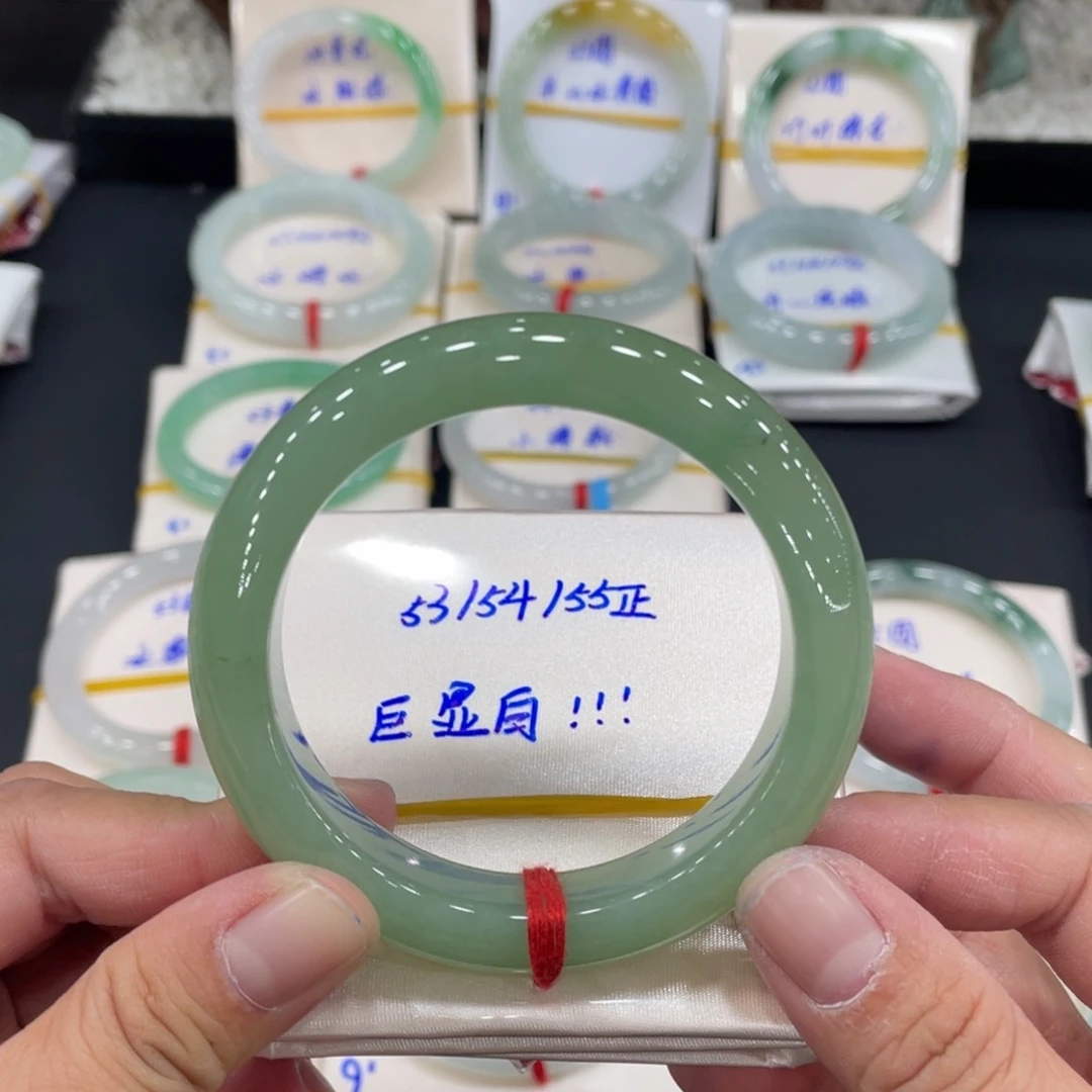 未镶嵌手镯翡翠缅甸翡翠天然翡翠