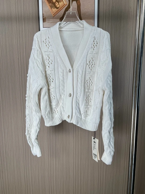 9371品牌撤柜FG女装时尚设计款毛衣开衫