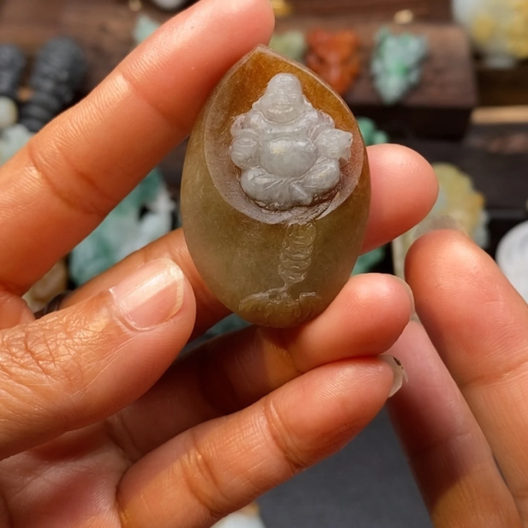 向***！定制翡翠未镶嵌毛货抛光