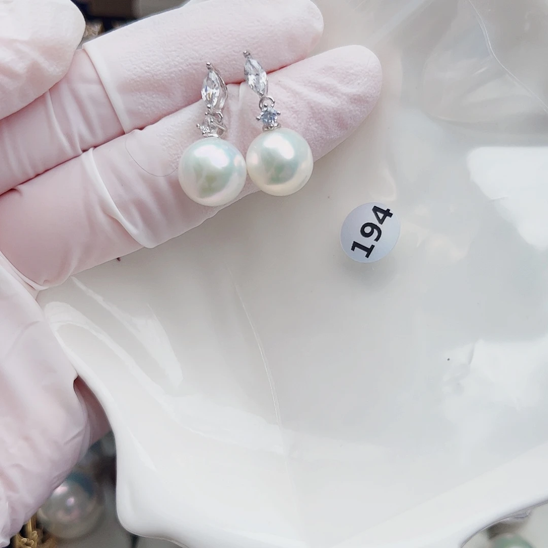 银S925镶嵌淡水珍珠耳饰