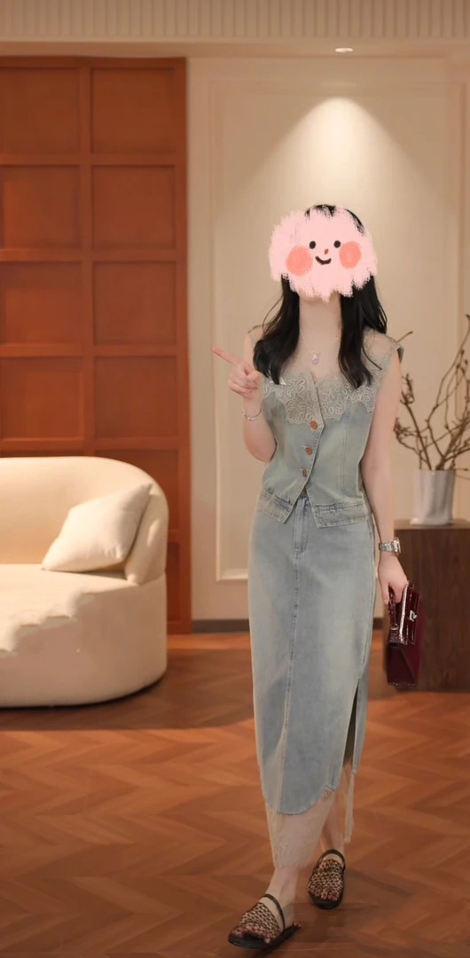 2025春夏轻奢风欧若风设计师款高级拼接牛仔背心半身裙套装两件套