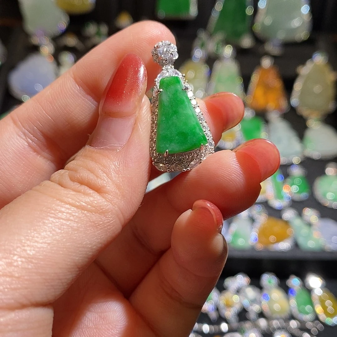 颈饰银S925镶嵌翡翠天然翡翠