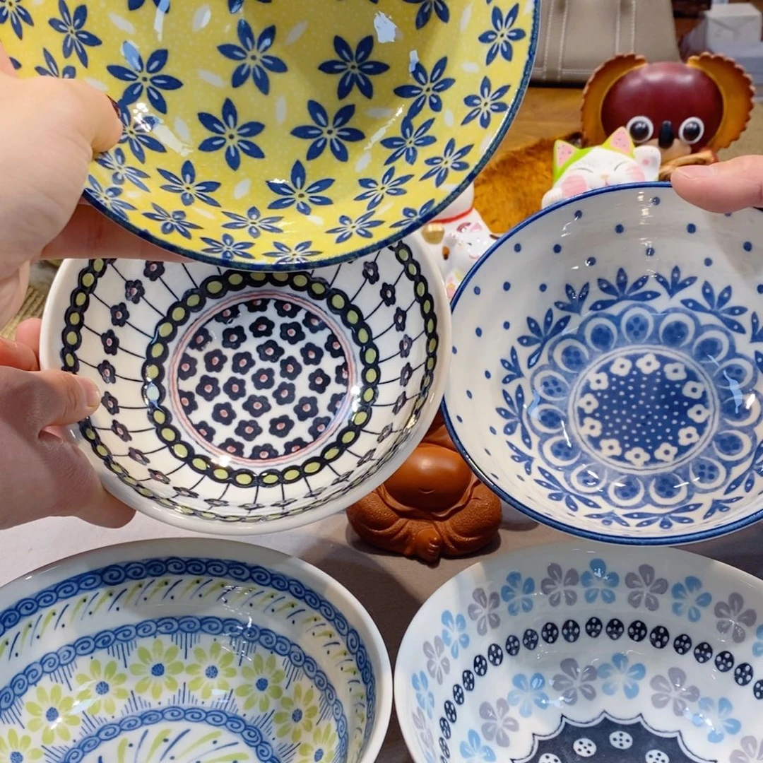 秋***痕如图所示 观兰器物