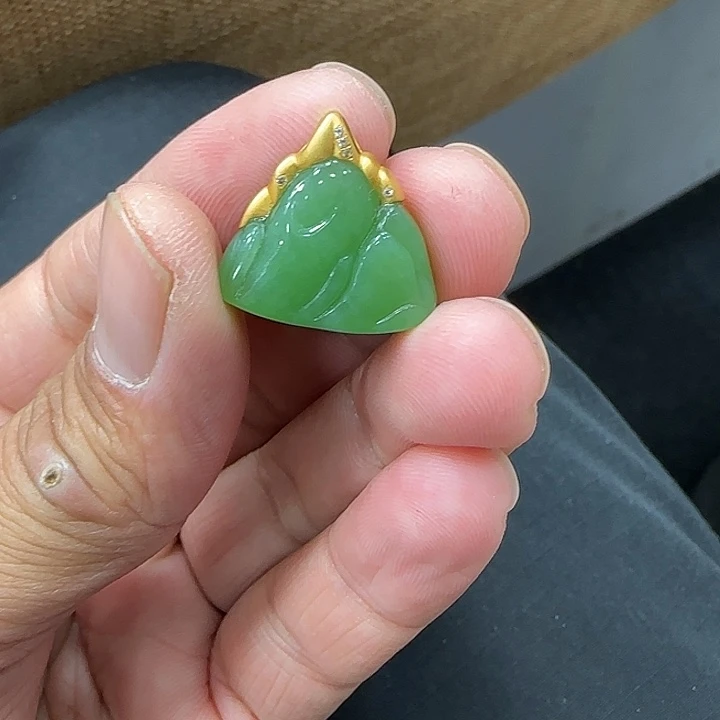 和田玉（碧玉）18K金镶嵌颈饰