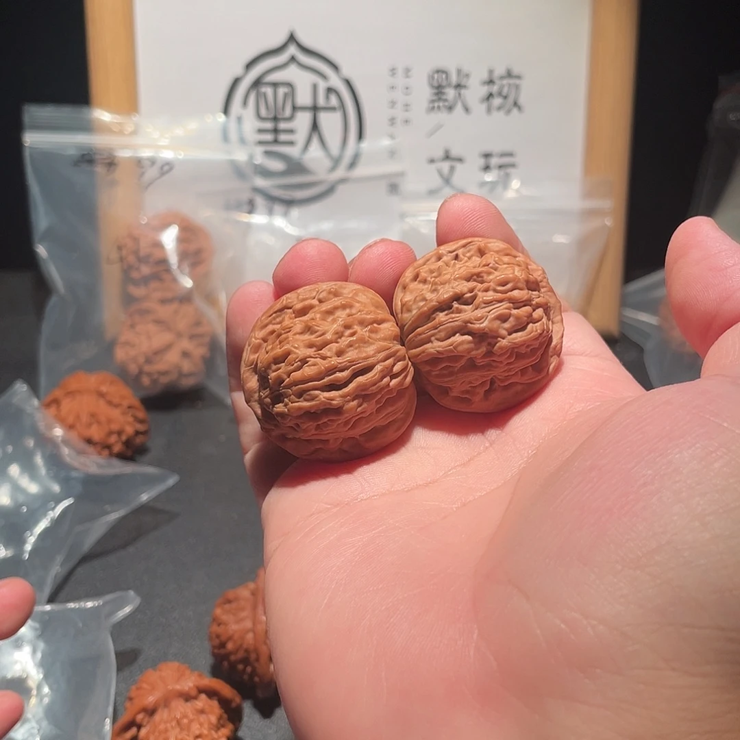 文玩核桃吊坠35全品汉高楼