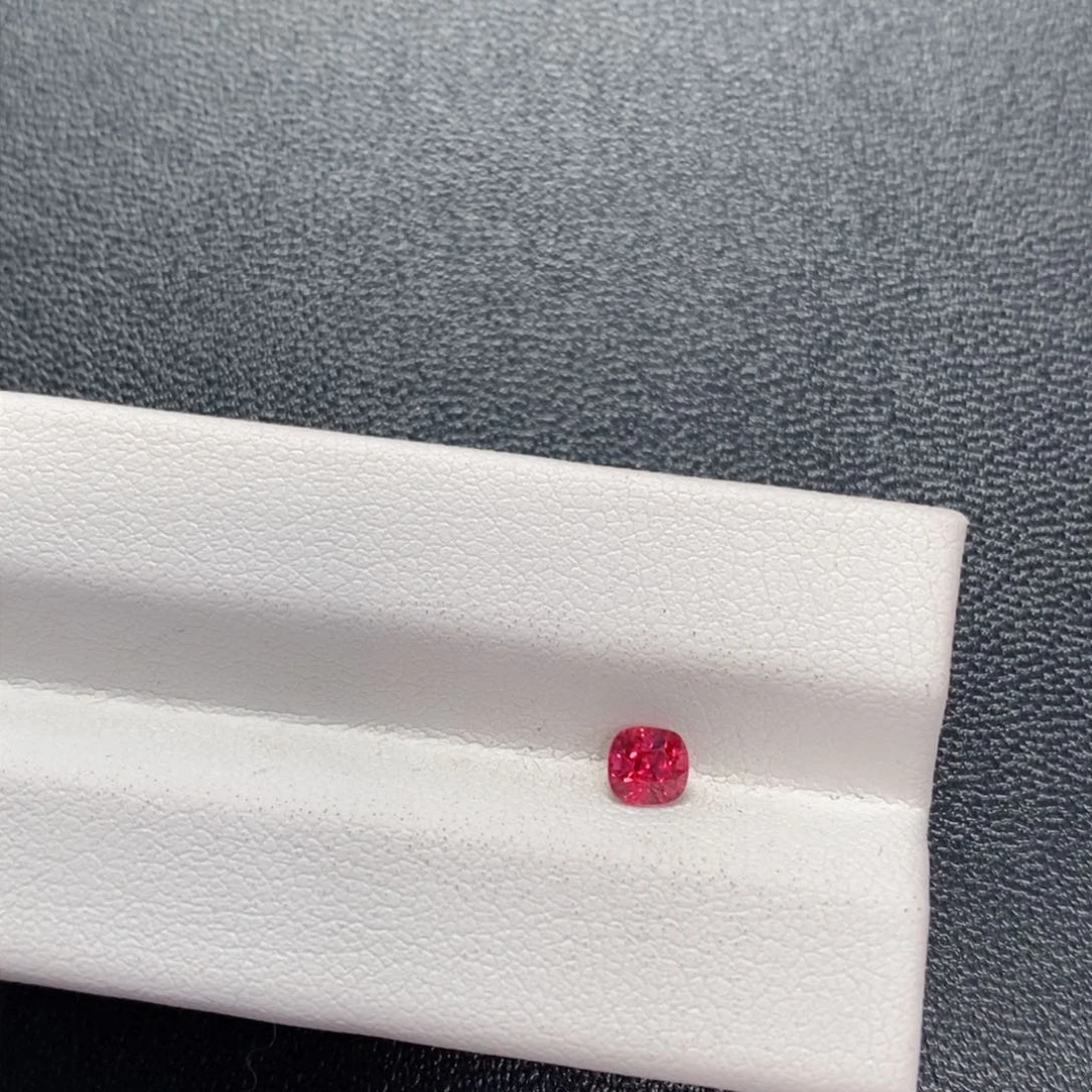 尖晶石裸石未镶嵌0.39