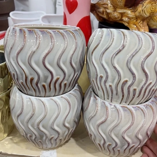 多肉绿植陶瓷花盆9.9包邮，有孔