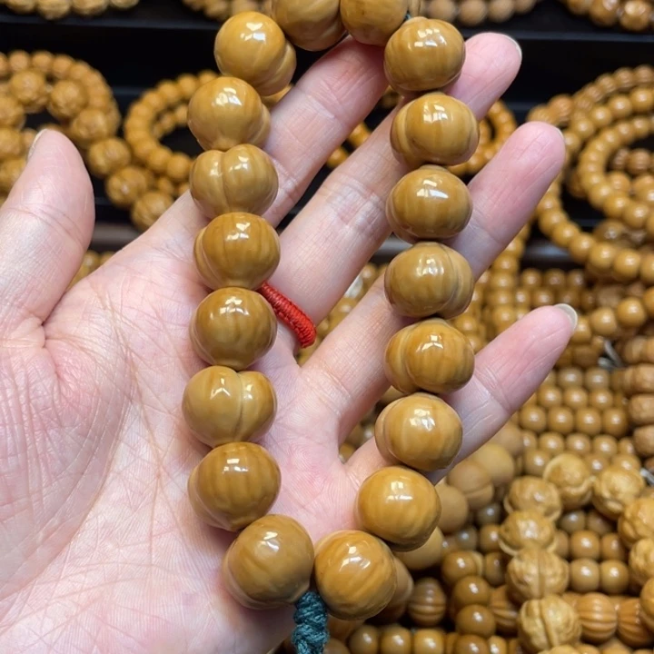 白***花手串/手链核桃屁桃