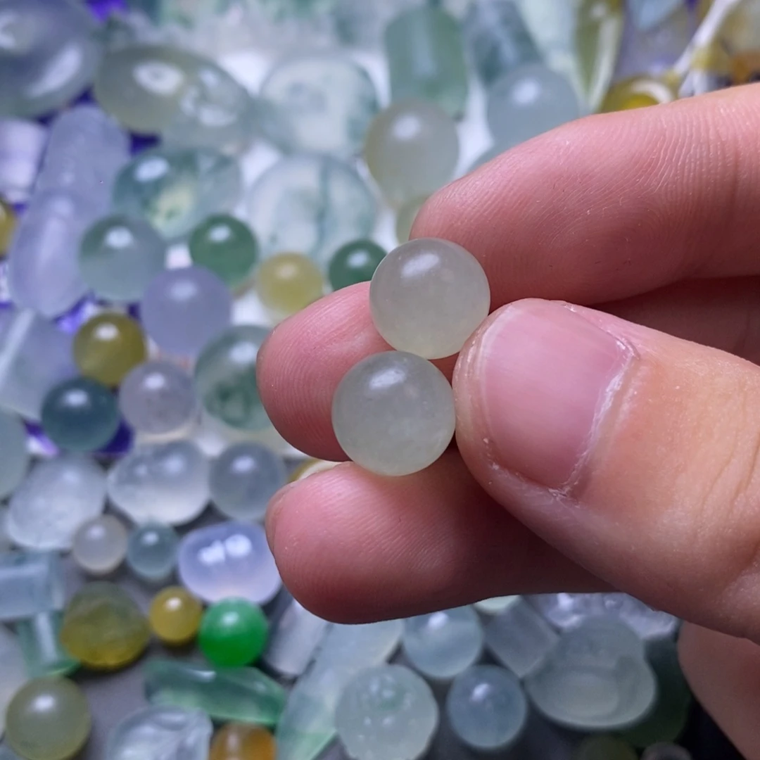 定制翡翠未镶嵌珠子