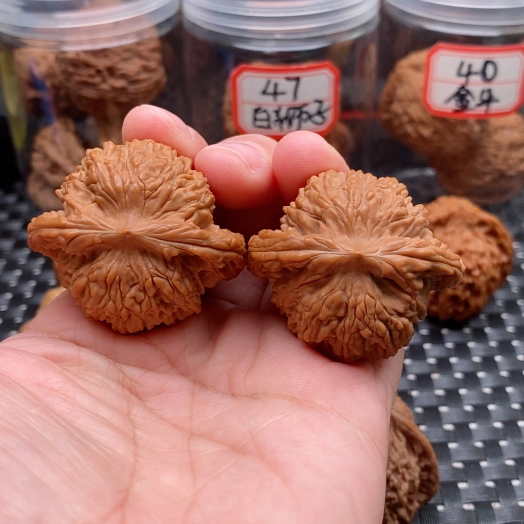 吊坠文玩核桃40狮虎
