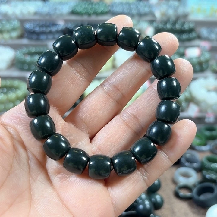 和田玉手链未镶嵌新疆沙枣青直切卡12