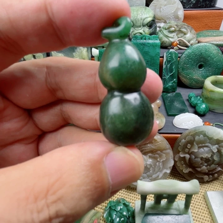 未镶嵌独山玉珠宝半成品