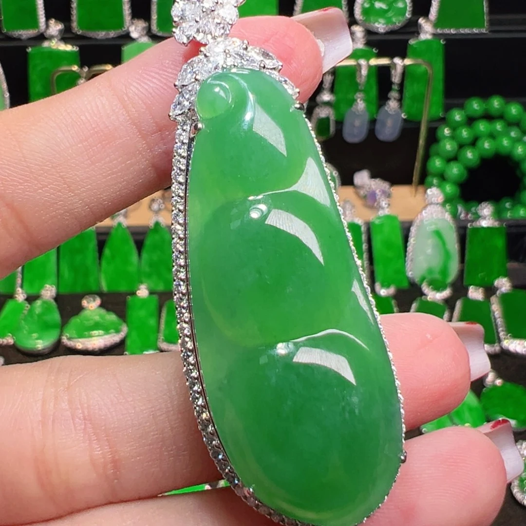 翡翠吊坠(不含链)18K金镶嵌