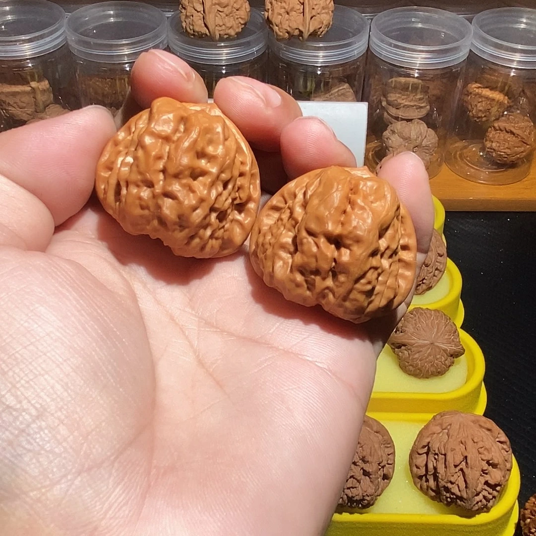 文玩核桃吊坠三角蛙