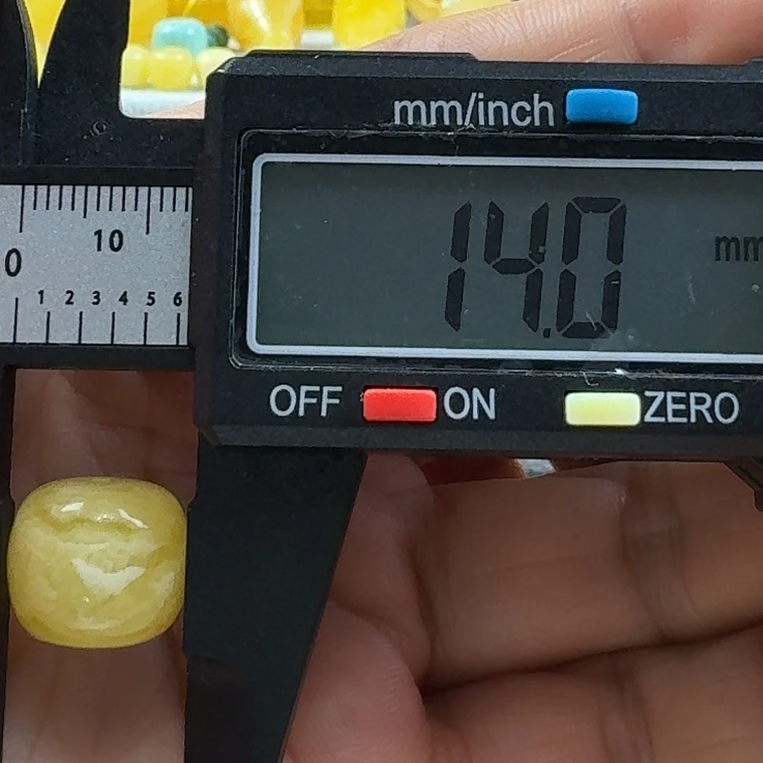 蜜蜡未镶嵌裸石39