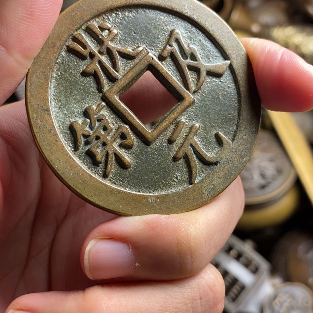 精美铜器做工精良