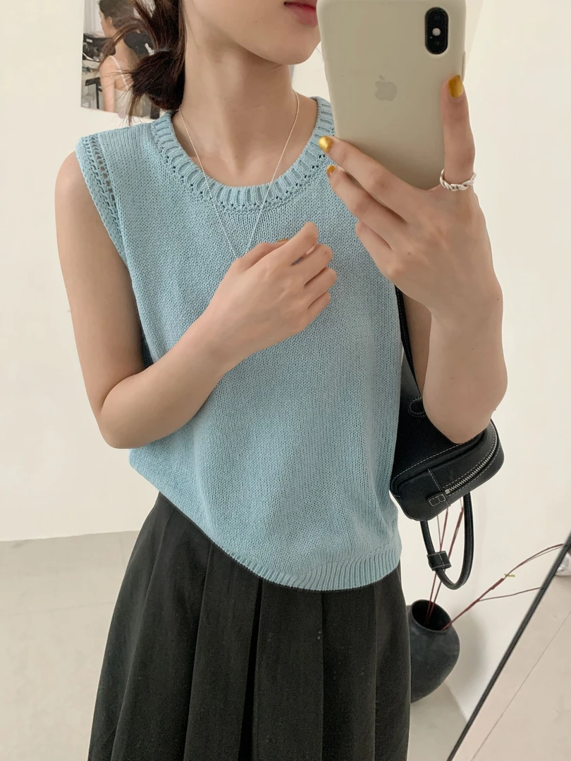 【潘潘.508805】2025年夏新款极简百搭天爽亚麻镂空圆领马甲针织衫