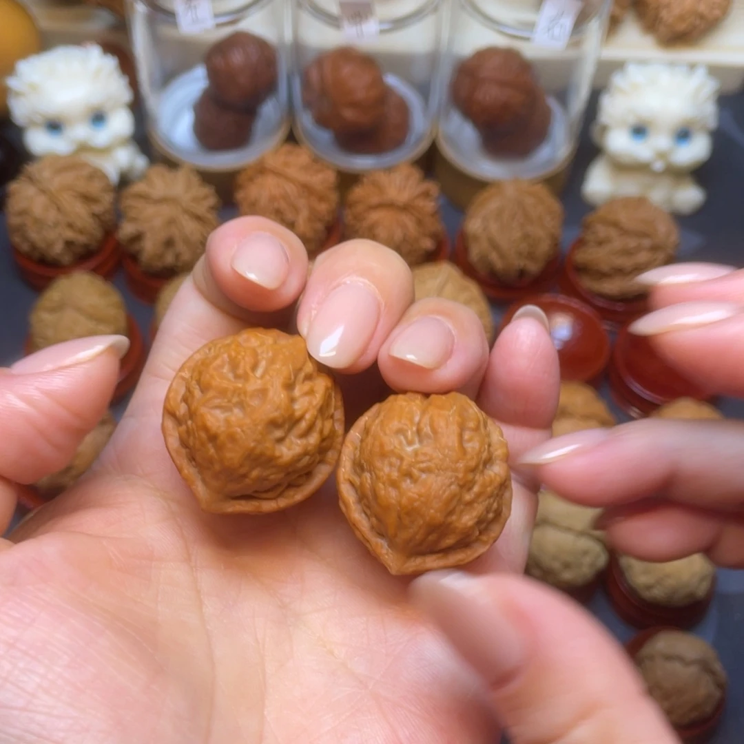文玩核桃把件玉蟾